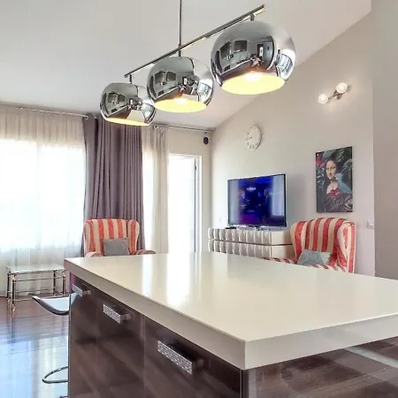 Apartment Luxury Island Village